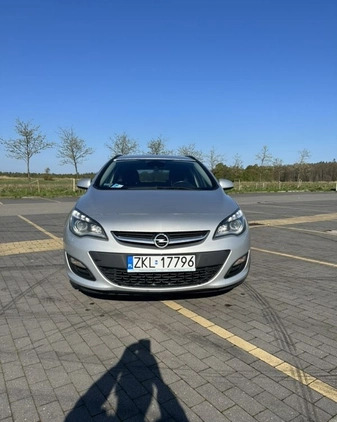 Opel Astra cena 23000 przebieg: 291500, rok produkcji 2015 z Kołobrzeg małe 56